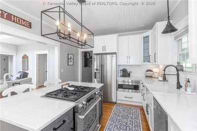 MODERN FARMHOUSE STYLE completely updated throughout, first - photo 15