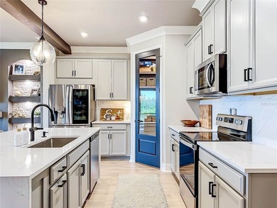 A masterclass in customization and impeccable design, this - photo 15