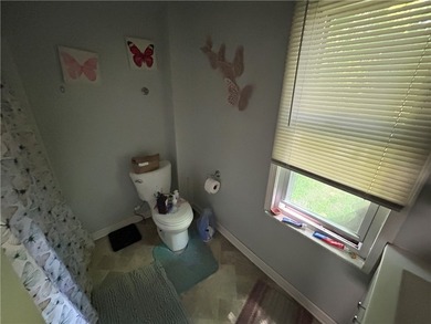 Investment Opportunity! Tenant-occupied 3-bedroom, 1-bath home - photo 19