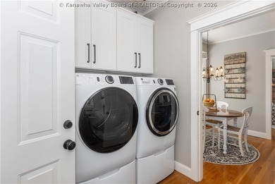 MODERN FARMHOUSE STYLE completely updated throughout, first - photo 19