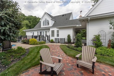 MODERN FARMHOUSE STYLE completely updated throughout, first - photo 44