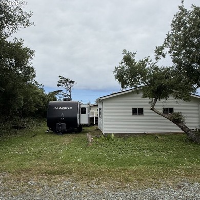 Location, Location, Location! Nestled in the heart of Rockaway - photo 45