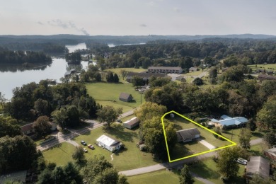 Lake Home Sale Pending in Spring City, Tennessee