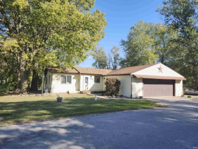 (private lake, pond, creek) Home Sale Pending in Columbia City Indiana