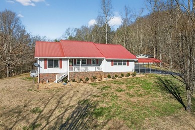 (private lake, pond, creek) Home For Sale in Gainesboro Tennessee