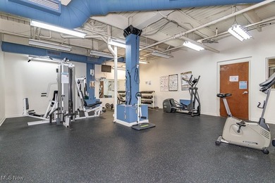 Welcome to downtown living at its best in this stylish 1-bedroom - photo 29