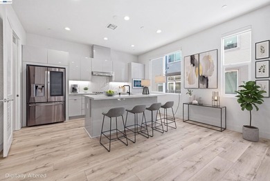 Modern 2019-built townhouse offering 2 bedrooms, 2.5 bathrooms - photo 1