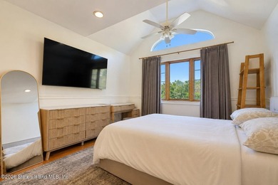 A Private Resort-Inspired Retreat Near the Verrazzano Bridge - photo 37