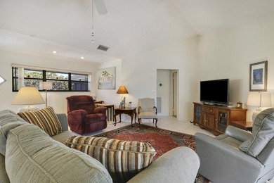 Come see this 2 bedroom, 2 bathroom villa (not condo) within - photo 8