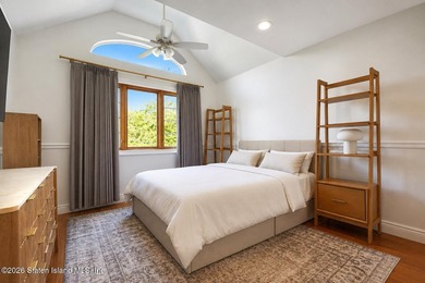 A Private Resort-Inspired Retreat Near the Verrazzano Bridge - photo 38