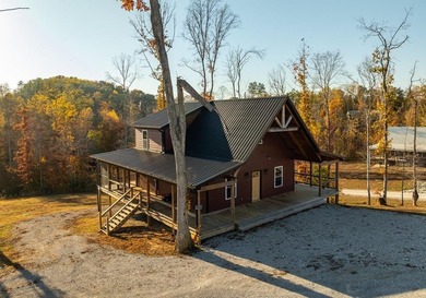 Lake Cumberland Home For Sale in Jamestown Kentucky