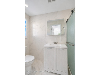 A Private Resort-Inspired Retreat Near the Verrazzano Bridge - photo 44