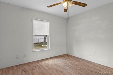Great 3 Bedroom block home in nice area of Homosassa. Perfect - photo 17