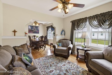 A charming and historical three bedroom, three bath cottage is - photo 9