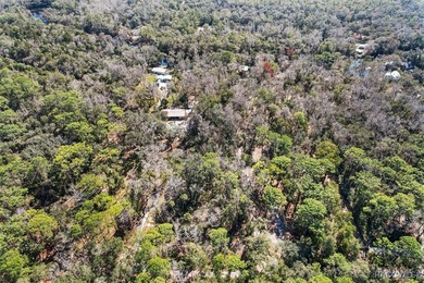 Feast your eyes on this stunning waterfront property! Nestled - photo 8