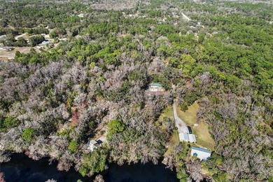Feast your eyes on this stunning waterfront property! Nestled - photo 9