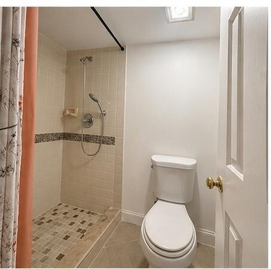 A must-see and exceptional value! Welcome to Whitehall at Lands - photo 8
