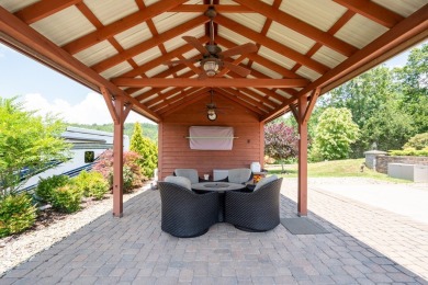 If you're dreaming of upscale RV living with all the comforts of