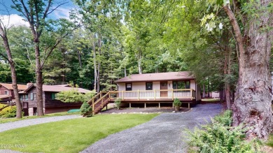 Lake Wallenpaupack Home For Sale in Lake Ariel Pennsylvania