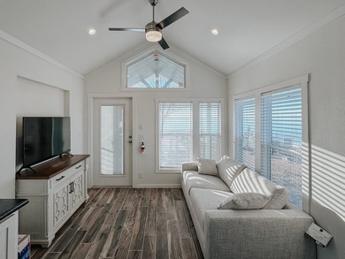 Tiny home right on the water! Come experience simple living in - photo 3