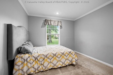 Beautiful and fully furnished Clayton Home -Freedom Soho! This 4 - photo 16