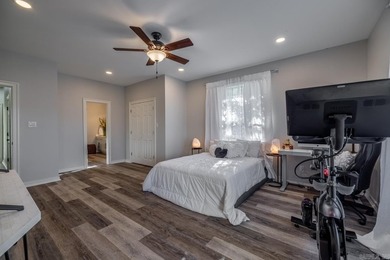 Lakefront home on Lake Hamilton. Loan may be assumable at 2.5% - photo 20