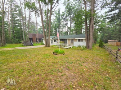 Sold AS IS, this 2-bedroom, 660 sq. ft. home in Johnson - photo 2