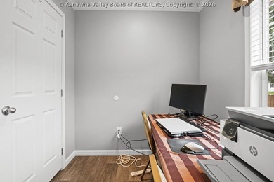 Beautiful and fully furnished Clayton Home -Freedom Soho! This 4 - photo 24