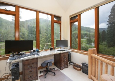 Enjoy an easy, carefree life in this magnificent creekside home - photo 24