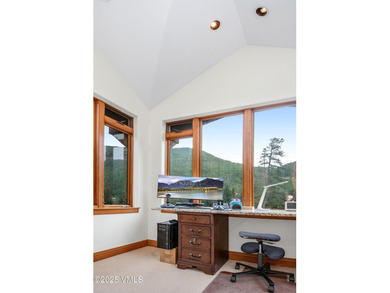 Enjoy an easy, carefree life in this magnificent creekside home - photo 25