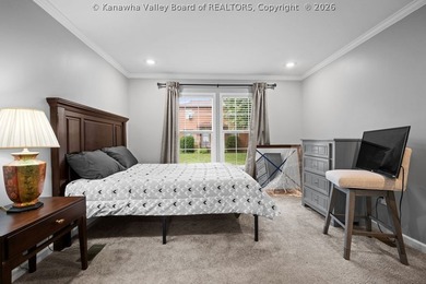 Beautiful and fully furnished Clayton Home -Freedom Soho! This 4 - photo 28