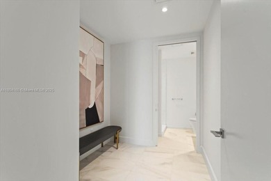 Best layout in Miami--the highly desirable 03-line at Missoni