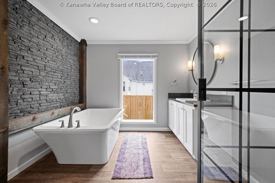 Beautiful and fully furnished Clayton Home -Freedom Soho! This 4 - photo 29