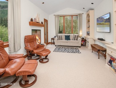 Enjoy an easy, carefree life in this magnificent creekside home - photo 32
