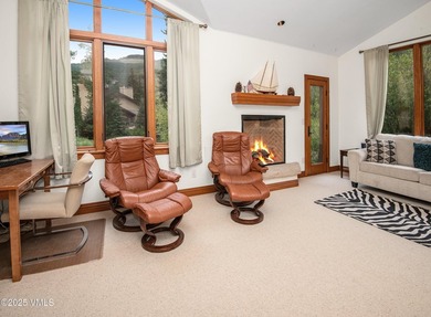 Enjoy an easy, carefree life in this magnificent creekside home - photo 33