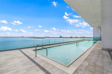 Best layout in Miami--the highly desirable 03-line at Missoni