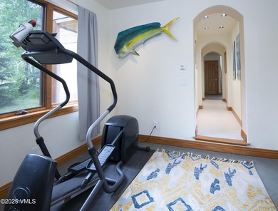 Enjoy an easy, carefree life in this magnificent creekside home - photo 37