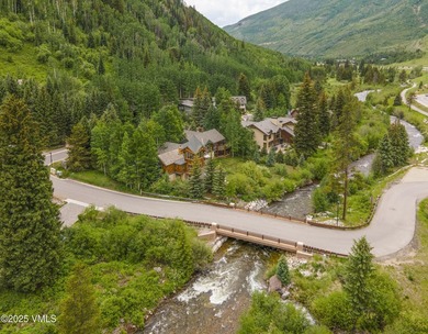 Enjoy an easy, carefree life in this magnificent creekside home - photo 48