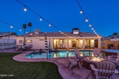 Lake Havasu living at its best! Beautifully updated with new - photo 3