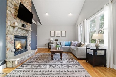 Welcome to your fully furnished, turn-key mountain-lake getaway - photo 2