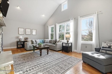 Welcome to your fully furnished, turn-key mountain-lake getaway - photo 7
