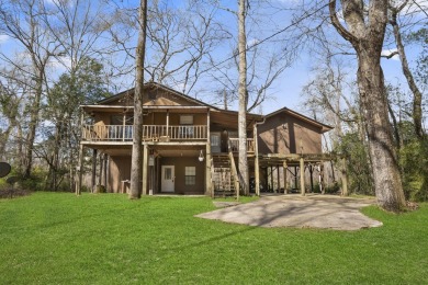 (private lake, pond, creek) Home For Sale in New Augusta Mississippi