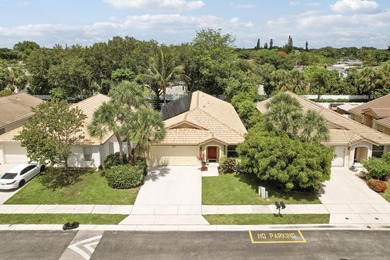 Welcome home! This move-in ready 3-bedroom, 2-bathroom - photo 2
