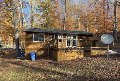 Lake Home For Sale in Cadiz, Kentucky