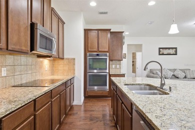 Beautiful two-story lakeview home, offering nearly 3,000 sq ft - photo 12