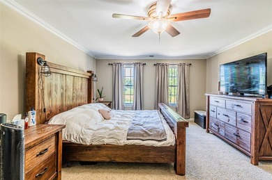 Room to live, land to use, and a setup that fits more than just - photo 23