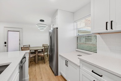 Completely Renovated 2/2 Ground-Floor Condo in Kings Point! - photo 5