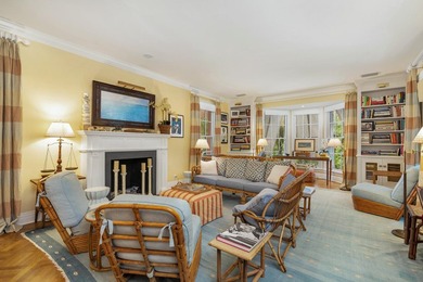 Wonderful Palm Beach cottage on a 14,029 SF lot on Garden Road - photo 6