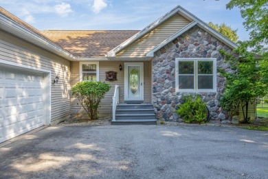 Lake Home Sale Pending in Canadian Lakes, Michigan