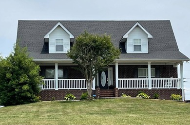 Barren River Lake Home For Sale in Glasgow Kentucky